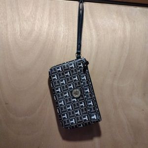 Tommy Hilfiger Women's Black White brown Logo Printed Medium Wristlet Clutch